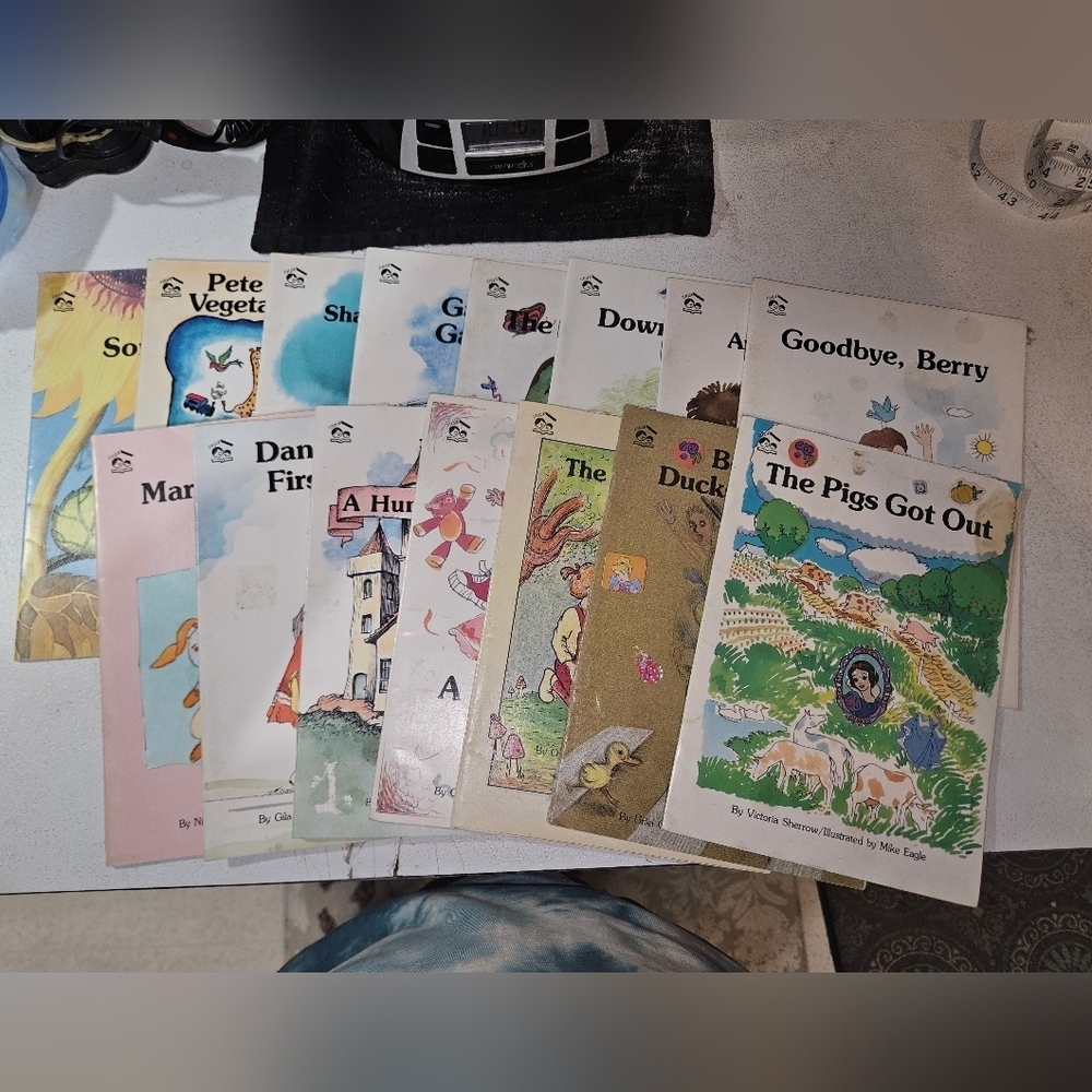Vintage 90s Lot Of 15 Hippy Paperback Kids Story Books!